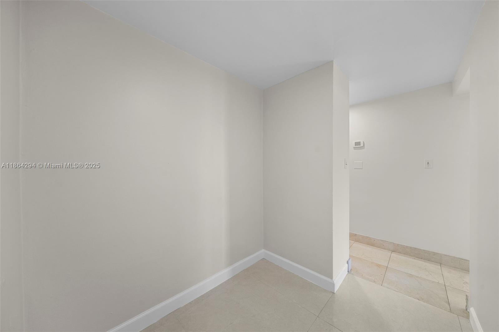 3301 Northeast 5th Avenue, Unit 1018 Miami, FL 33137 - Photo 10 of 24 a view of small space