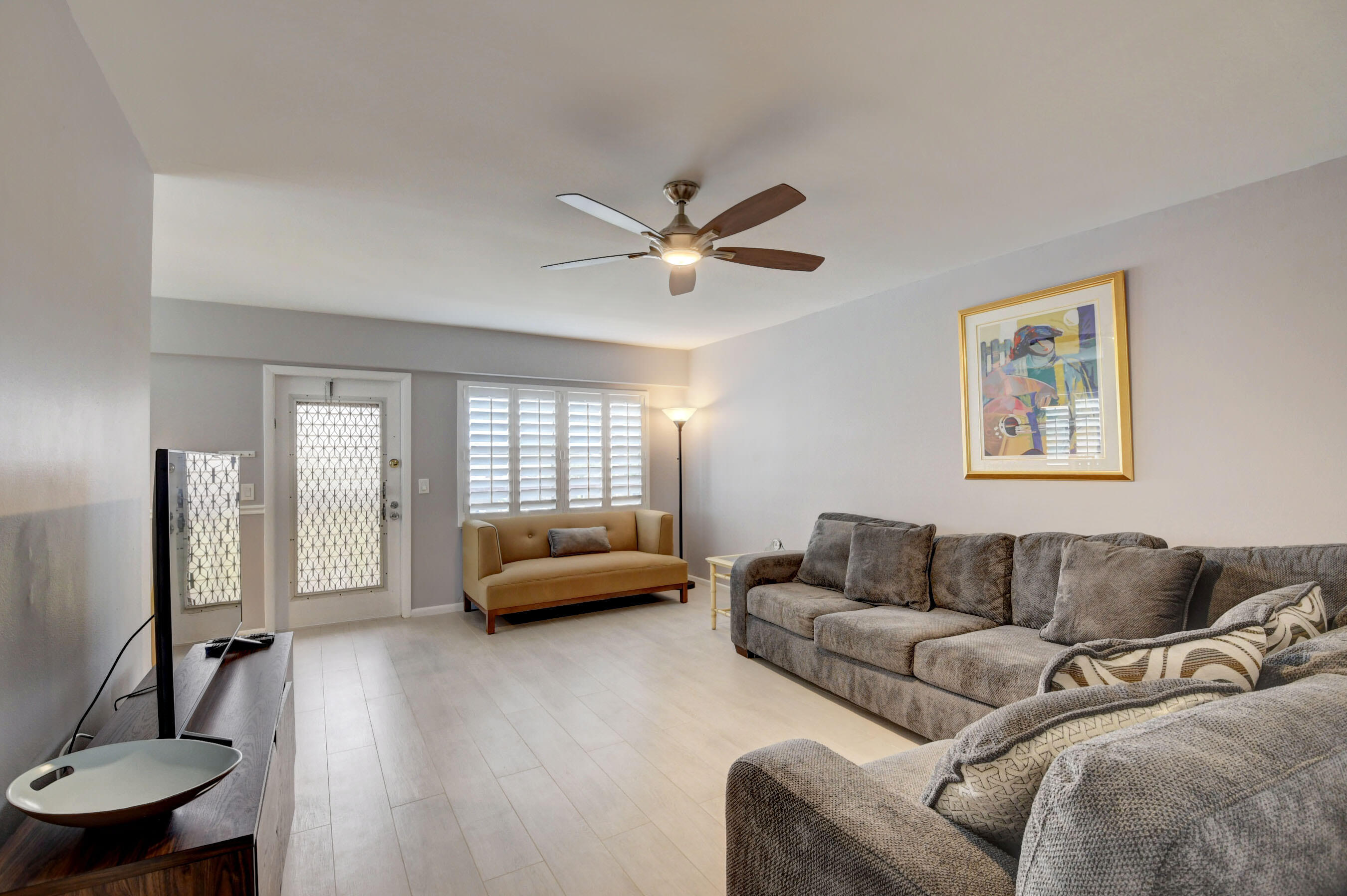 249 Preston F Boca Raton, FL 33434 - Photo 11 of 51 Living Room