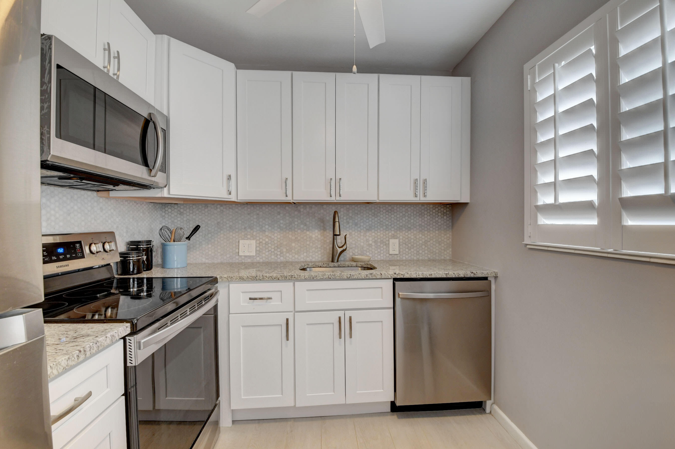 249 Preston F Boca Raton, FL 33434 - Photo 7 of 51 Kitchen