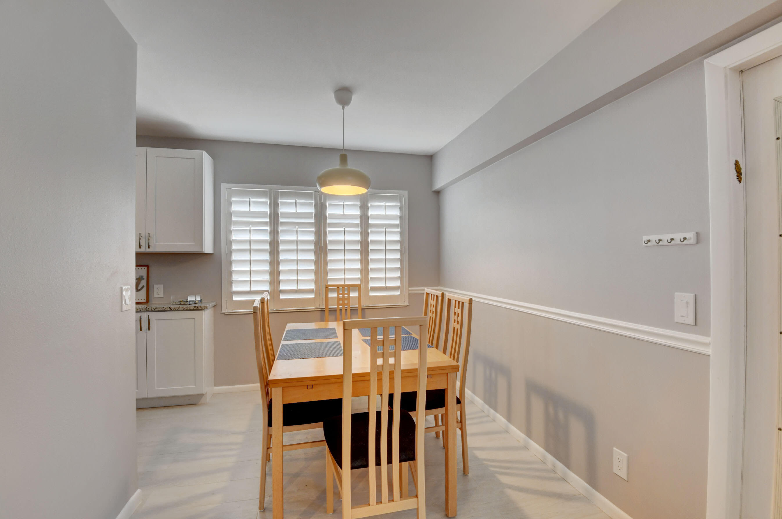 249 Preston F Boca Raton, FL 33434 - Photo 9 of 51 Dining Area