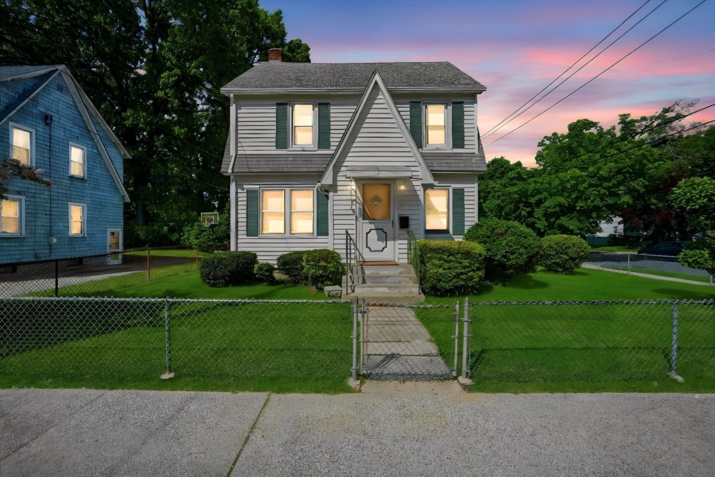 115 Connecticut Avenue Springfield, MA 01104 - Photo 2 of 40