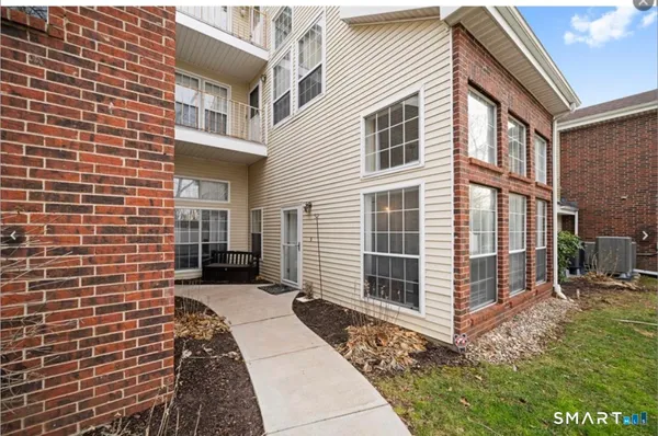 $2,500 | 211 Carriage Crossing Lane, Unit 211, Middletown, CT 06457