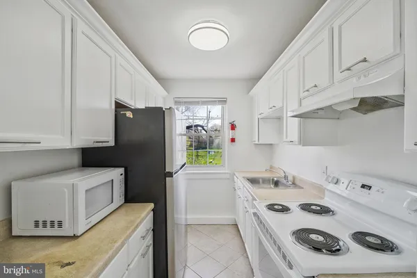 $1,395 | 1244 Savannah Place Southeast, Unit B, Washington, DC 20032