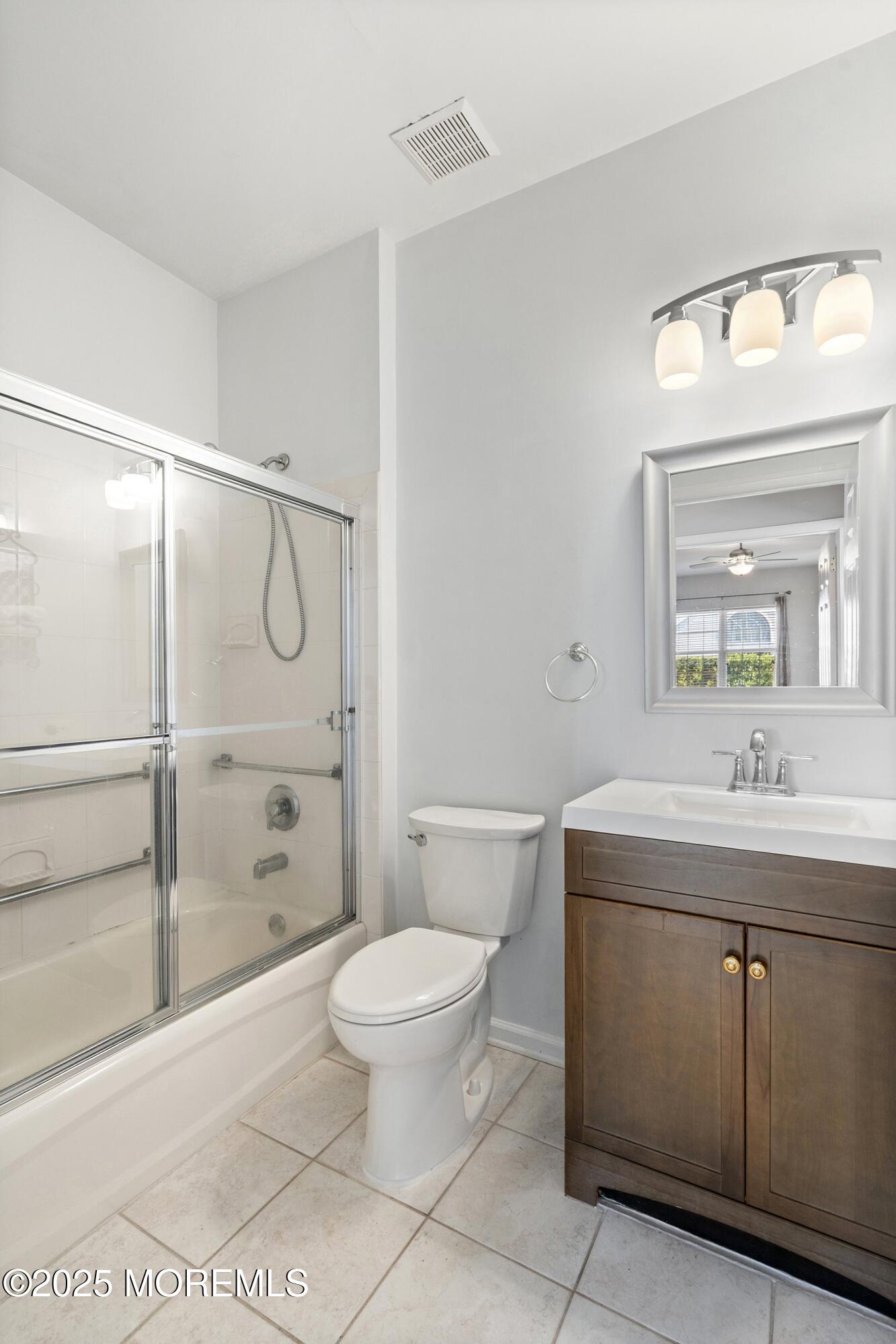 71 Eleanor Road Manchester Township, NJ 08759 - Photo 4 of 52 16-Bath 1