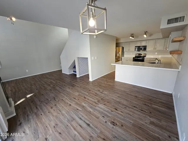 $2,200 | 1142 West Sandy Banks, Gilbert, AZ 85233