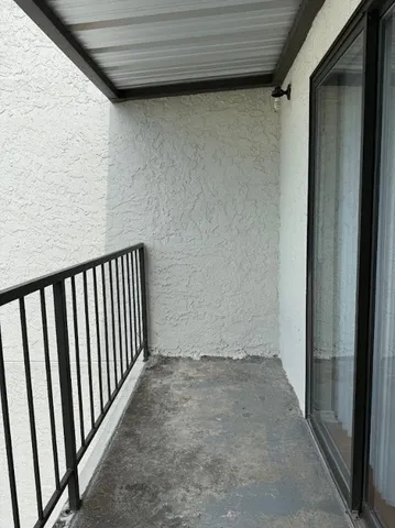 $1,250 | 2409 Leon Street, Unit 305, Austin, TX 78705