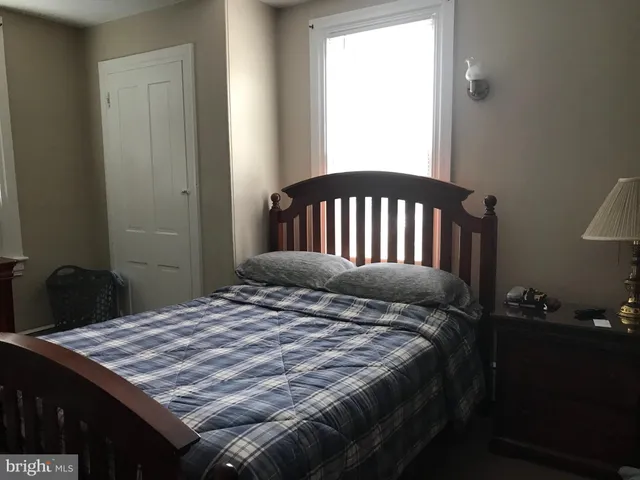 $1,755 | 430 Leconey Avenue, Palmyra, NJ 08065