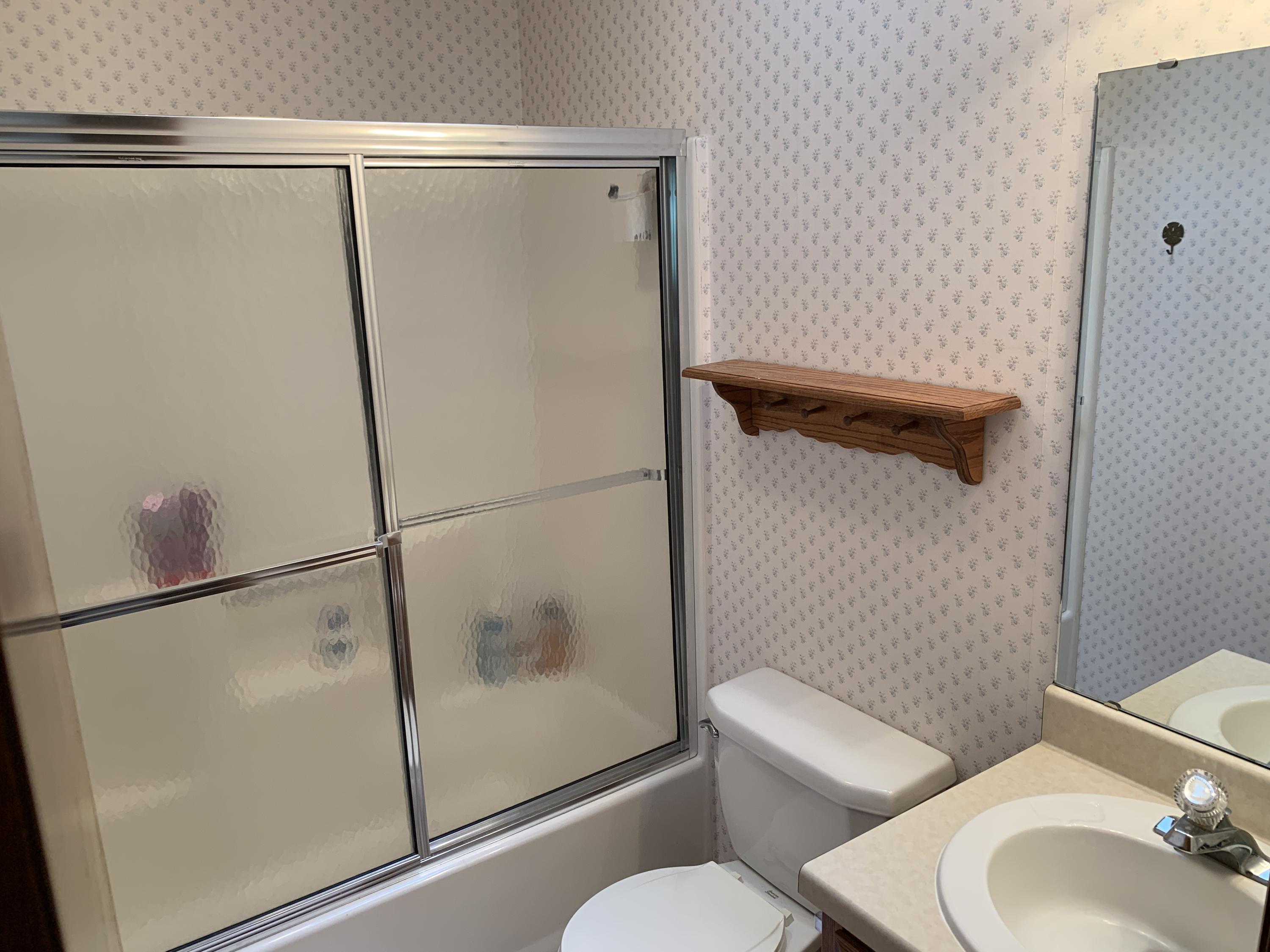 338 Teel Brooke Road Rocky Mount, VA 24151 - Photo 41 of 55 41 Full Hall Bath (1)