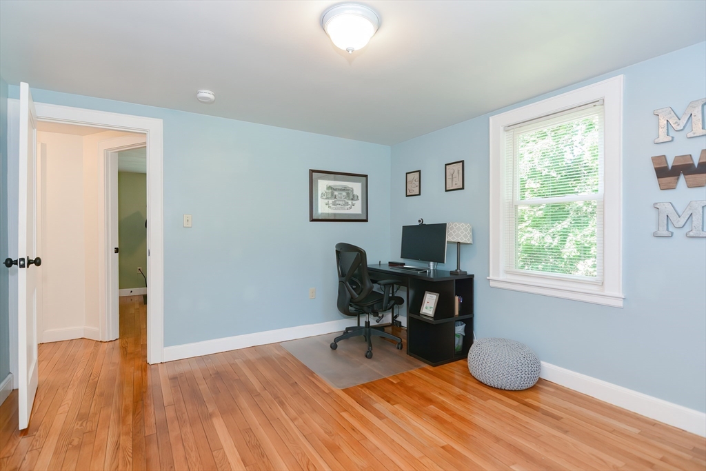 140 Lincoln Road Walpole, MA 02081 - Photo 18 of 35 Gallery Image 18