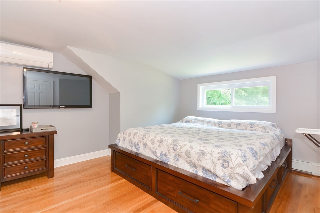 140 Lincoln Road Walpole, MA 02081 - Photo 21 of 35 Gallery Image 21