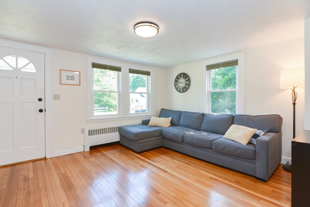 140 Lincoln Road Walpole, MA 02081 - Photo 8 of 35 Gallery Image 8