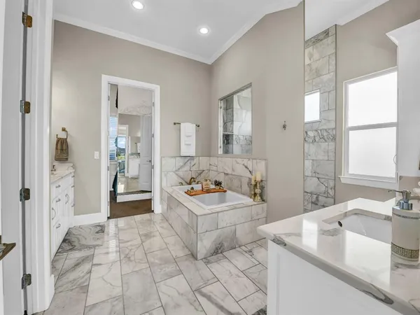 $1,075,000 | 162 Pinnacle Peak Lane, Weatherford, TX 76087