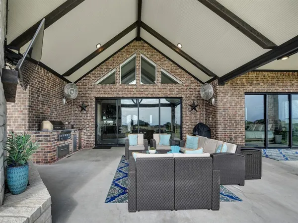 $1,075,000 | 162 Pinnacle Peak Lane, Weatherford, TX 76087