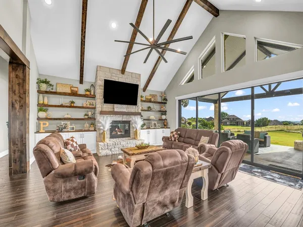 $1,075,000 | 162 Pinnacle Peak Lane, Weatherford, TX 76087