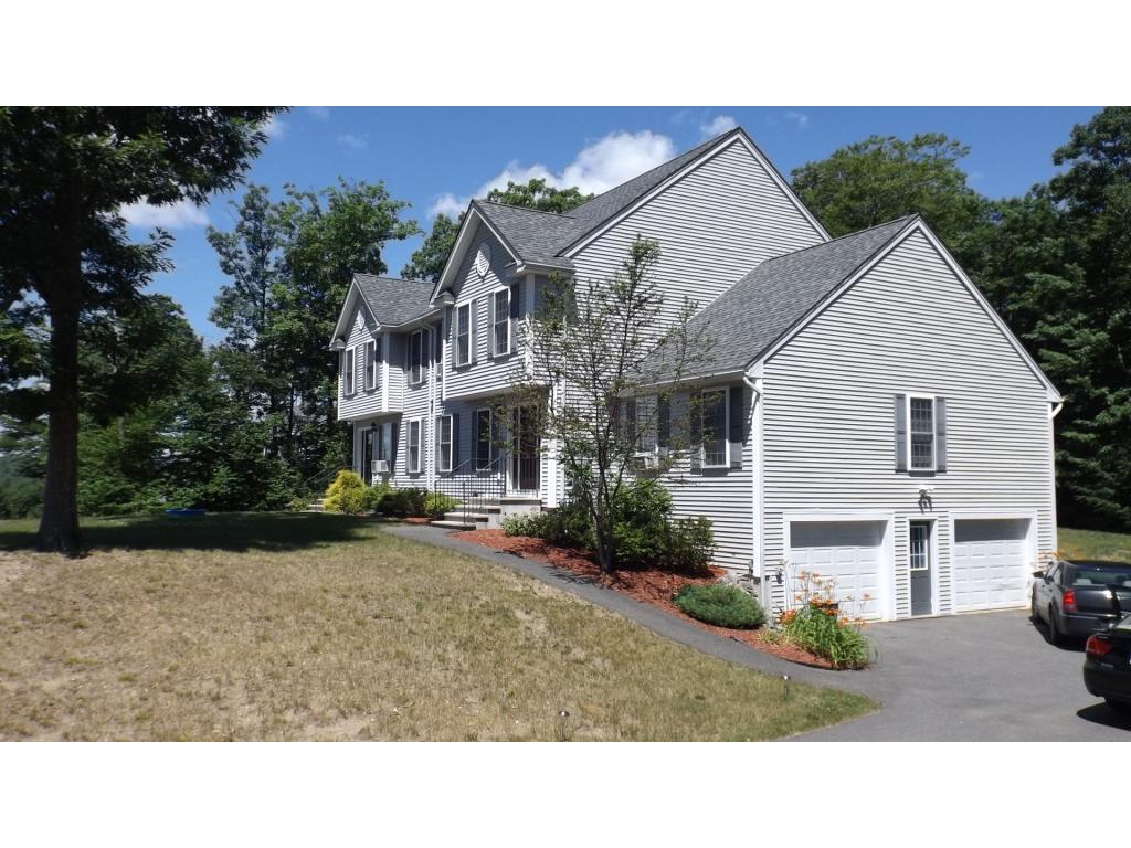 5 Fox Run Road, Unit 5 Raymond, NH 03077 - Photo 1 of 29
