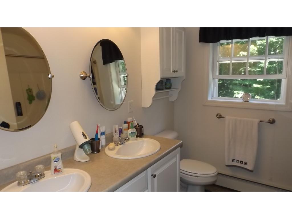 5 Fox Run Road, Unit 5 Raymond, NH 03077 - Photo 9 of 29