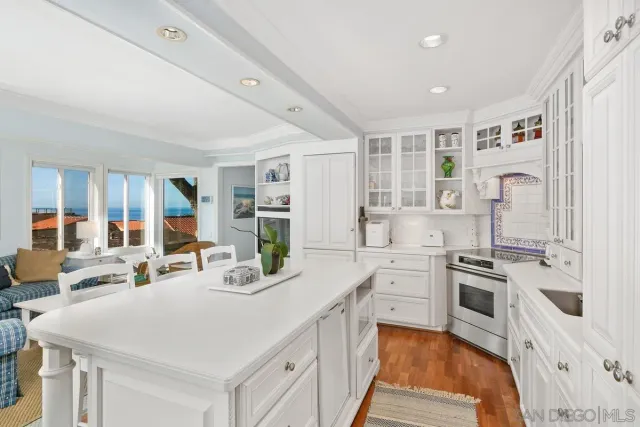 $6,200 | 1040 Coast Boulevard South, Unit 202, La Jolla, CA 92037