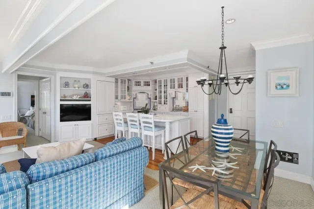 $6,200 | 1040 Coast Boulevard South, Unit 202, La Jolla, CA 92037