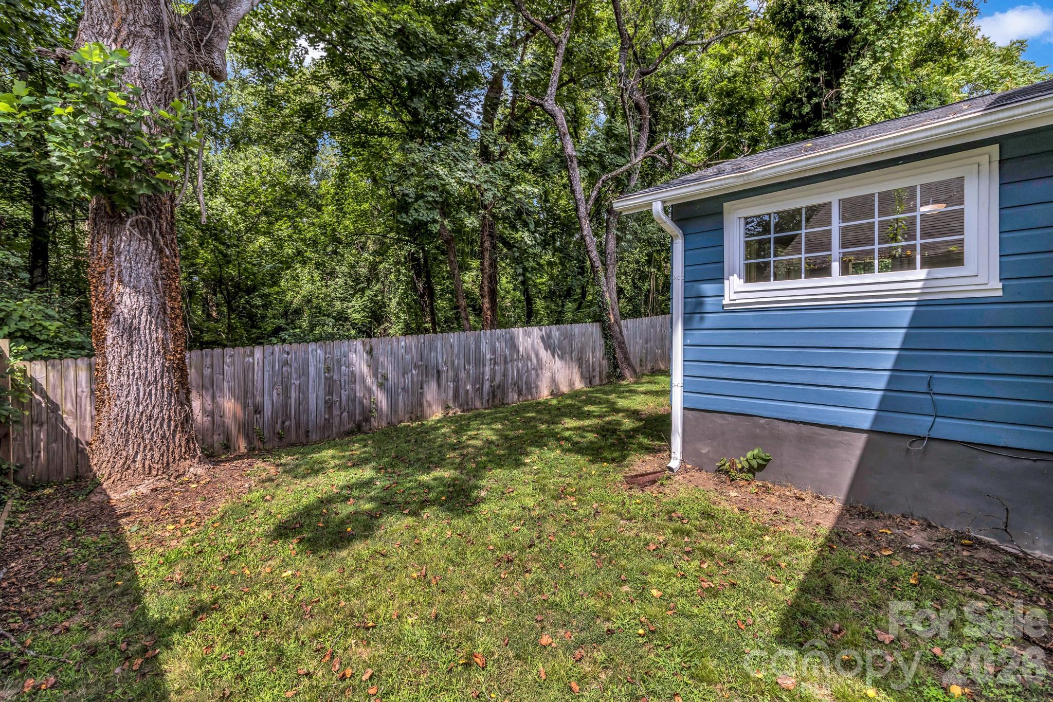 88 Brooklyn Road Asheville, NC 28803 - Photo 35 of 37 Gallery Image 35
