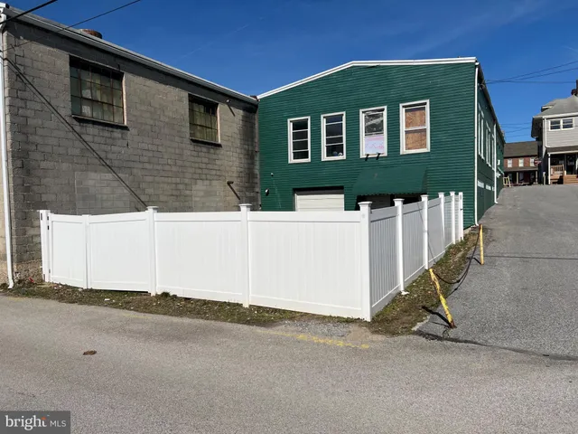 $299,900 | 1880 West Market Street, York, PA 17404