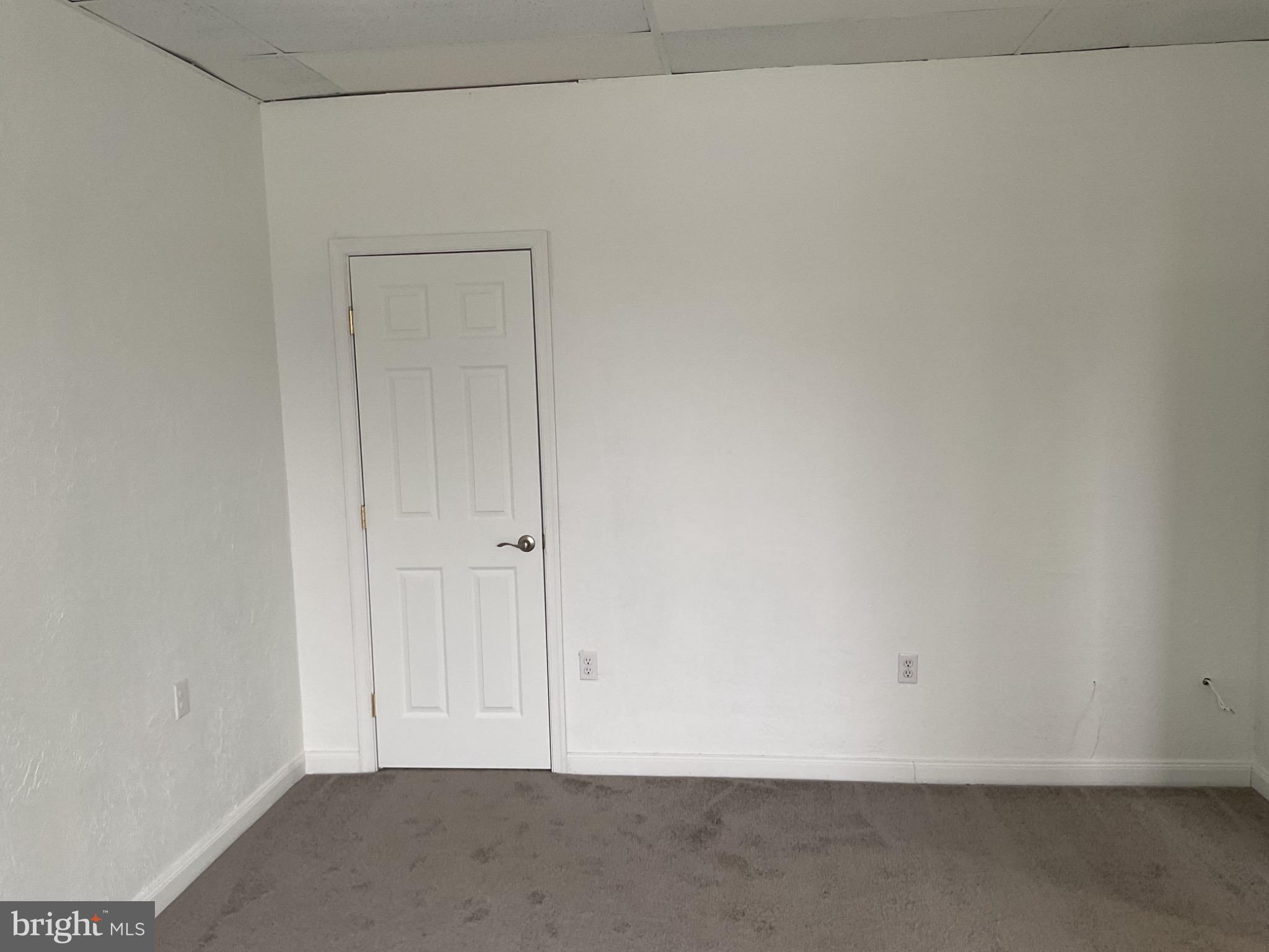 1880 West Market Street York, PA 17404 - Photo 36 of 57 Spacious room with fresh new carpeting.