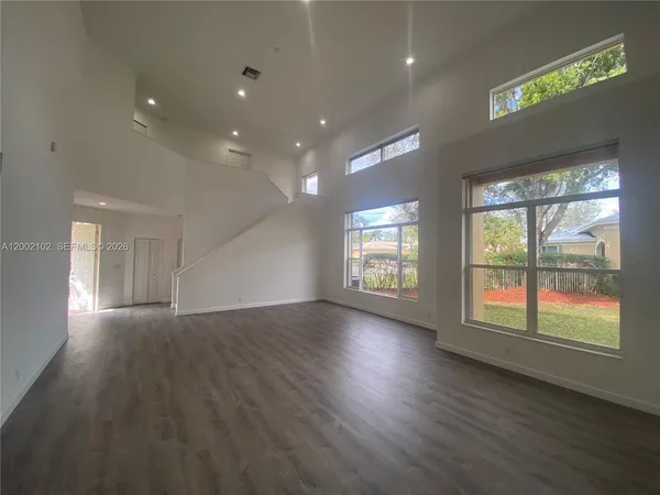 $7,995 | 2486 Bay Isle Drive, Weston, FL 33327