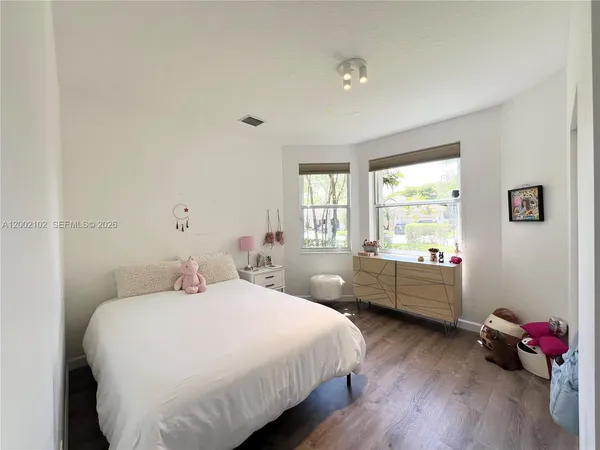 $7,995 | 2486 Bay Isle Drive, Weston, FL 33327