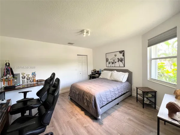 $7,995 | 2486 Bay Isle Drive, Weston, FL 33327