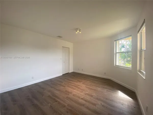 $7,995 | 2486 Bay Isle Drive, Weston, FL 33327