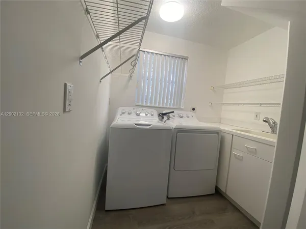 $7,995 | 2486 Bay Isle Drive, Weston, FL 33327