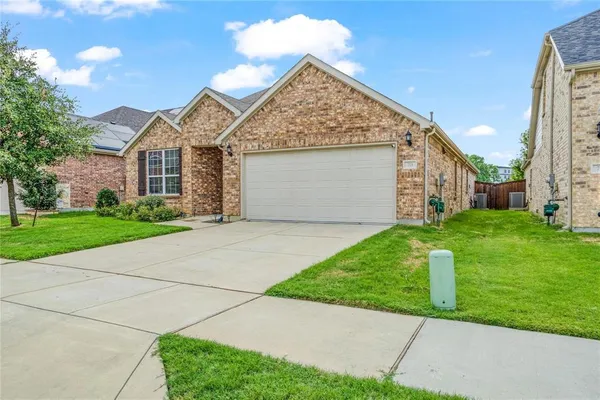 $2,500 | 713 Windward Drive, Little Elm, TX 75068