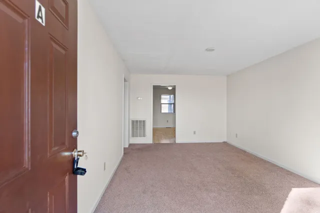 $815 | 112 Stephanie Drive, Unit B, Clarksville, TN 37042