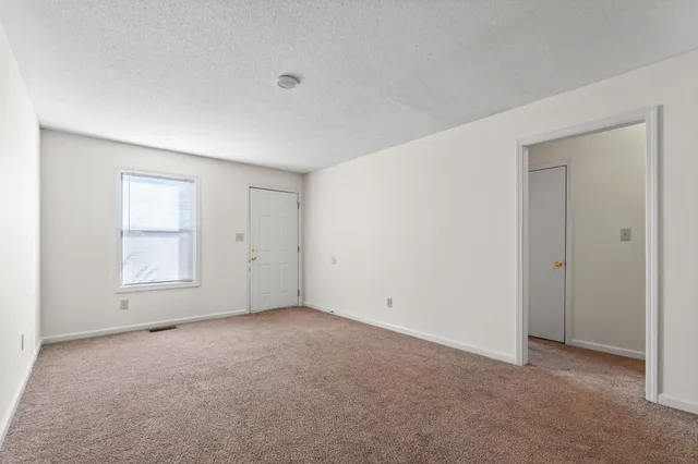 $815 | 112 Stephanie Drive, Unit B, Clarksville, TN 37042