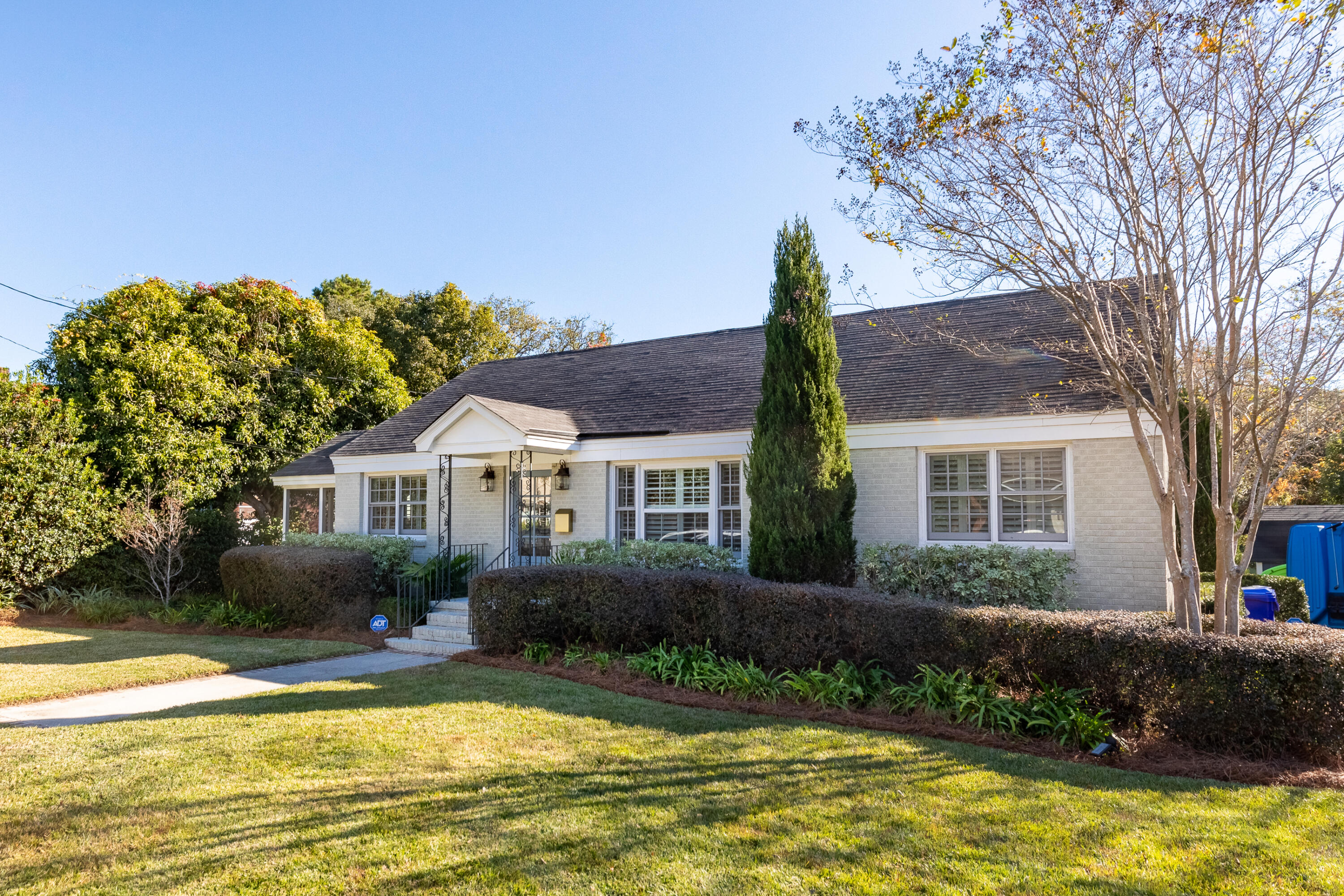 812 Sheldon Road Charleston, SC 29407 - Photo 1 of 34 812SheldonRd-KeenEyeMarketing-03