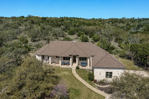 $895,000 | 330 Juniper Trail, Kingsland, TX 78639