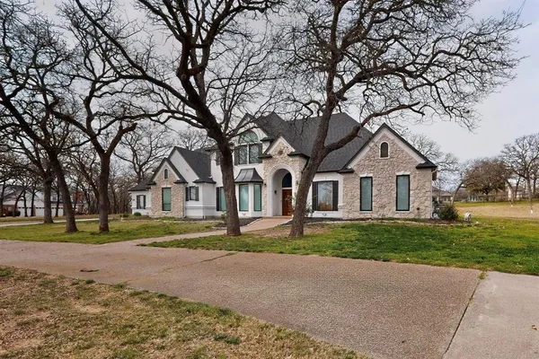 $1,695,000 | 531 East Hickory Ridge Circle, Argyle, TX 76226
