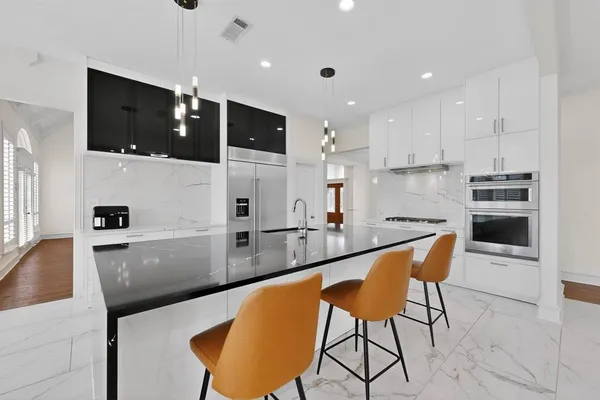 $1,695,000 | 531 East Hickory Ridge Circle, Argyle, TX 76226