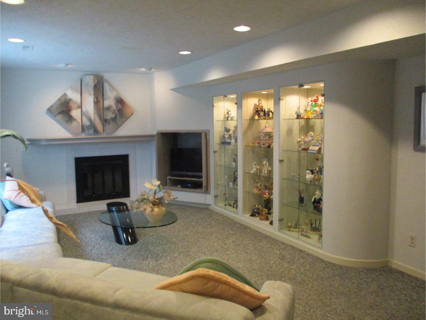 134 Tulip Road Holland, PA 18966 - Photo 14 of 25 Family Room