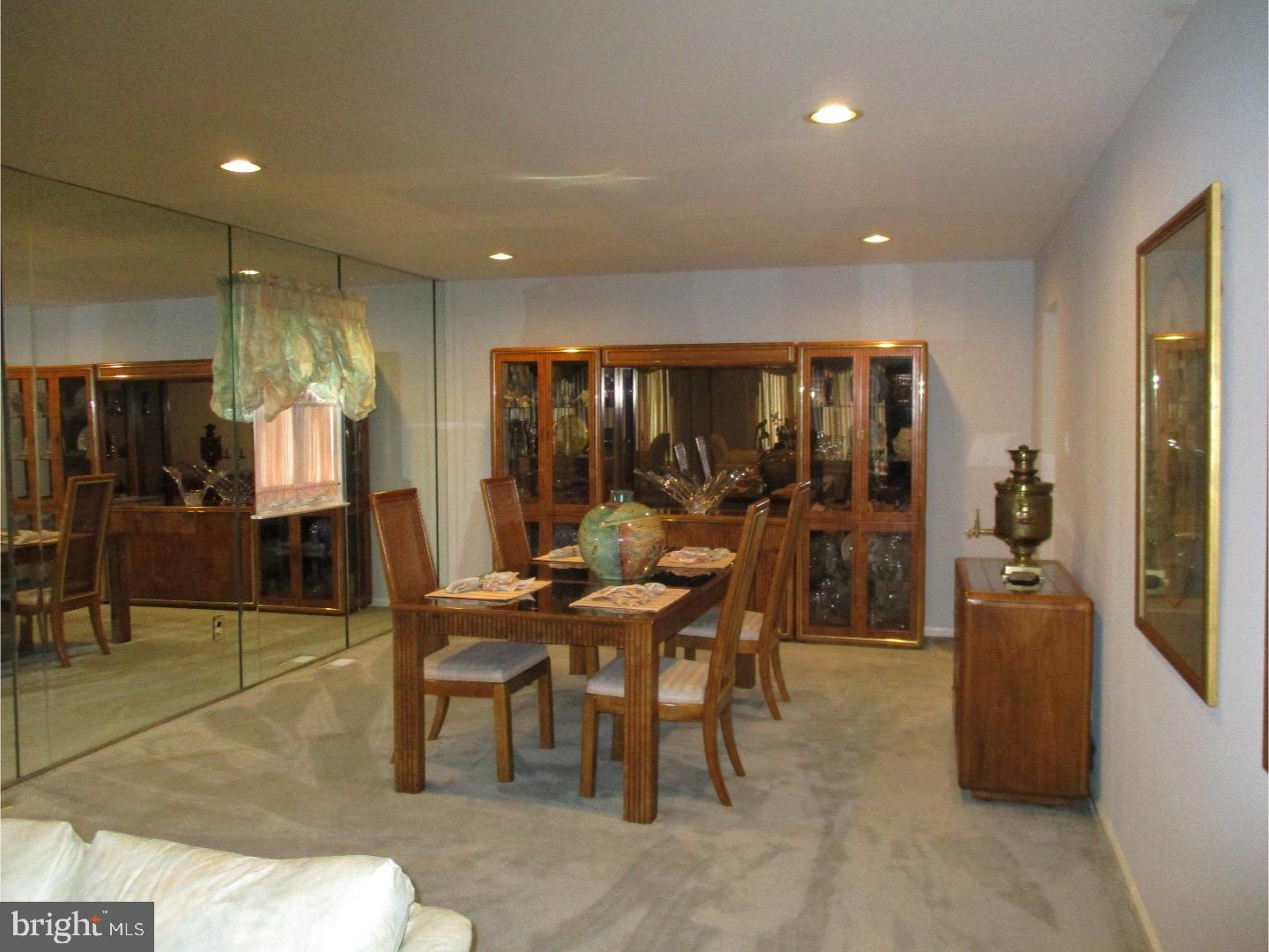 134 Tulip Road Holland, PA 18966 - Photo 6 of 25 Dining Room