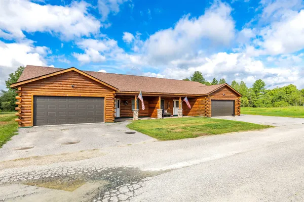 $6,000,000 | 181 Benton Road, Haverhill, NH 03774