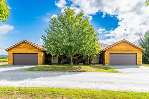 $6,000,000 | 181 Benton Road, Haverhill, NH 03774