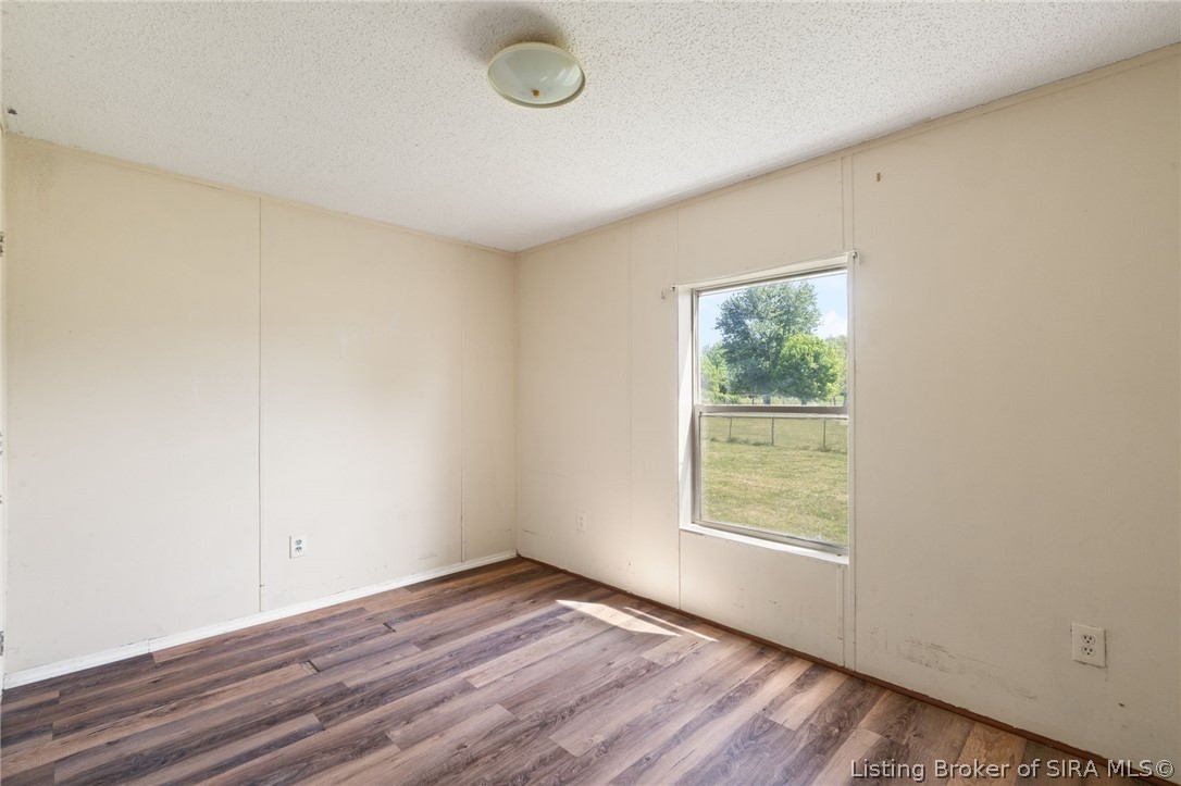 4662 New Amsterdam Road Southwest Central, IN 47110 - Photo 16 of 36