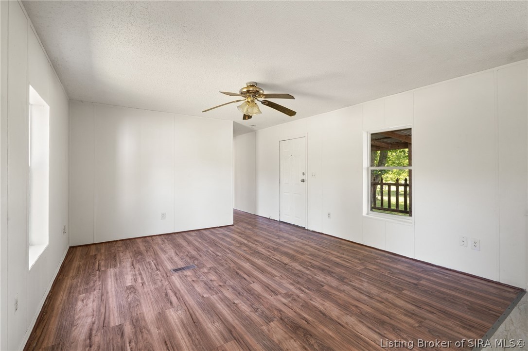 4662 New Amsterdam Road Southwest Central, IN 47110 - Photo 6 of 36