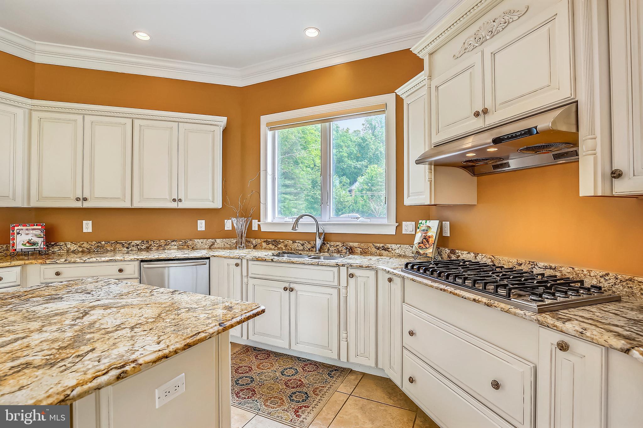 4600 Pinetree Road Rockville, MD 20853 - Photo 22 of 68