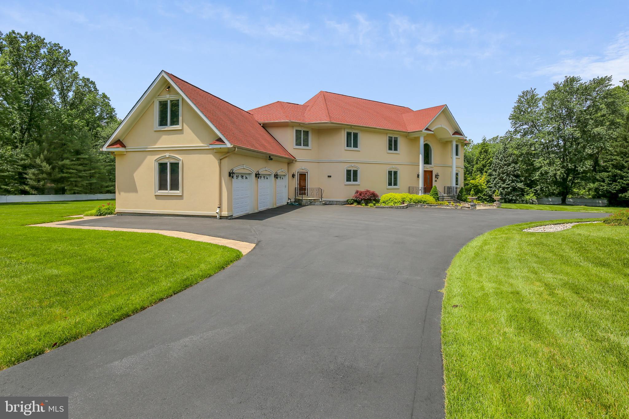 4600 Pinetree Road Rockville, MD 20853 - Photo 5 of 68