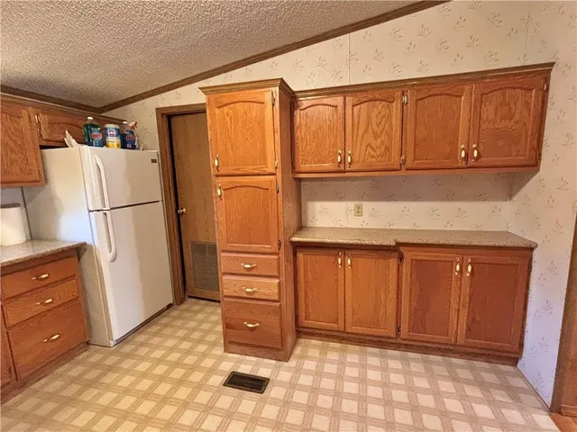 $175,000 | 203 East Washington Street, Frontenac, KS 66763