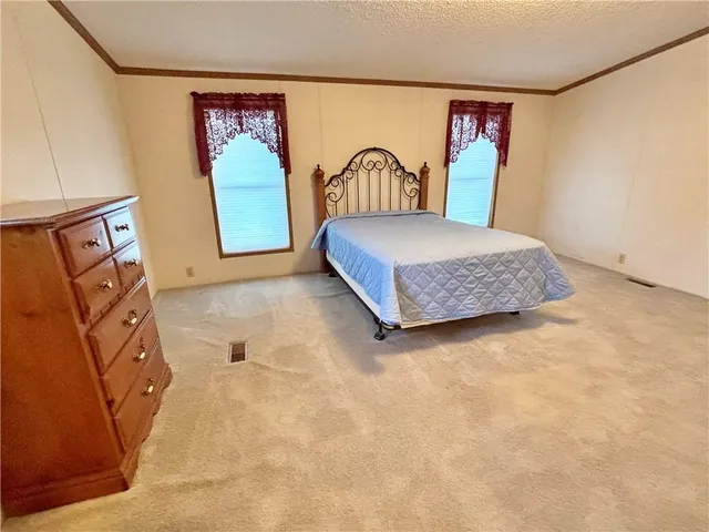 $175,000 | 203 East Washington Street, Frontenac, KS 66763