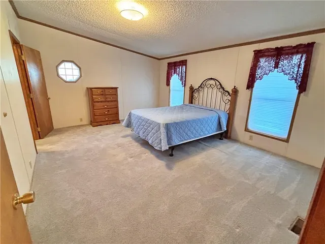 $175,000 | 203 East Washington Street, Frontenac, KS 66763