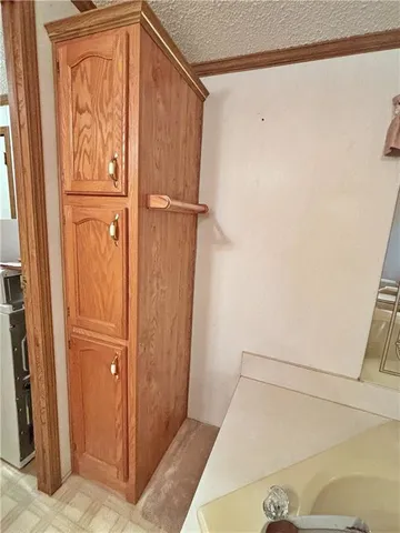 $175,000 | 203 East Washington Street, Frontenac, KS 66763