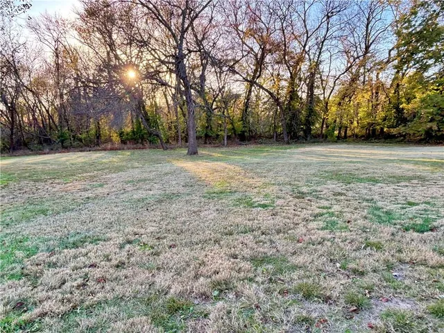 $175,000 | 203 East Washington Street, Frontenac, KS 66763